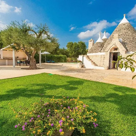 Holiday home Trullo Mit Pool Ostuni Kostenlos Bettwaesche Und Handtuecher, 2 Fahrraeder, 1 Hochstuhl, 1 Kinderbett San Michele Salentino